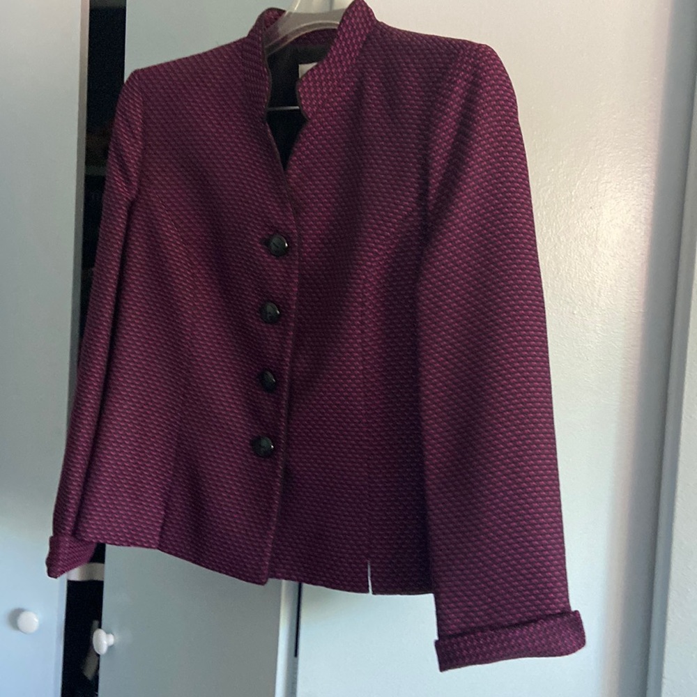 Attractive suit jacket